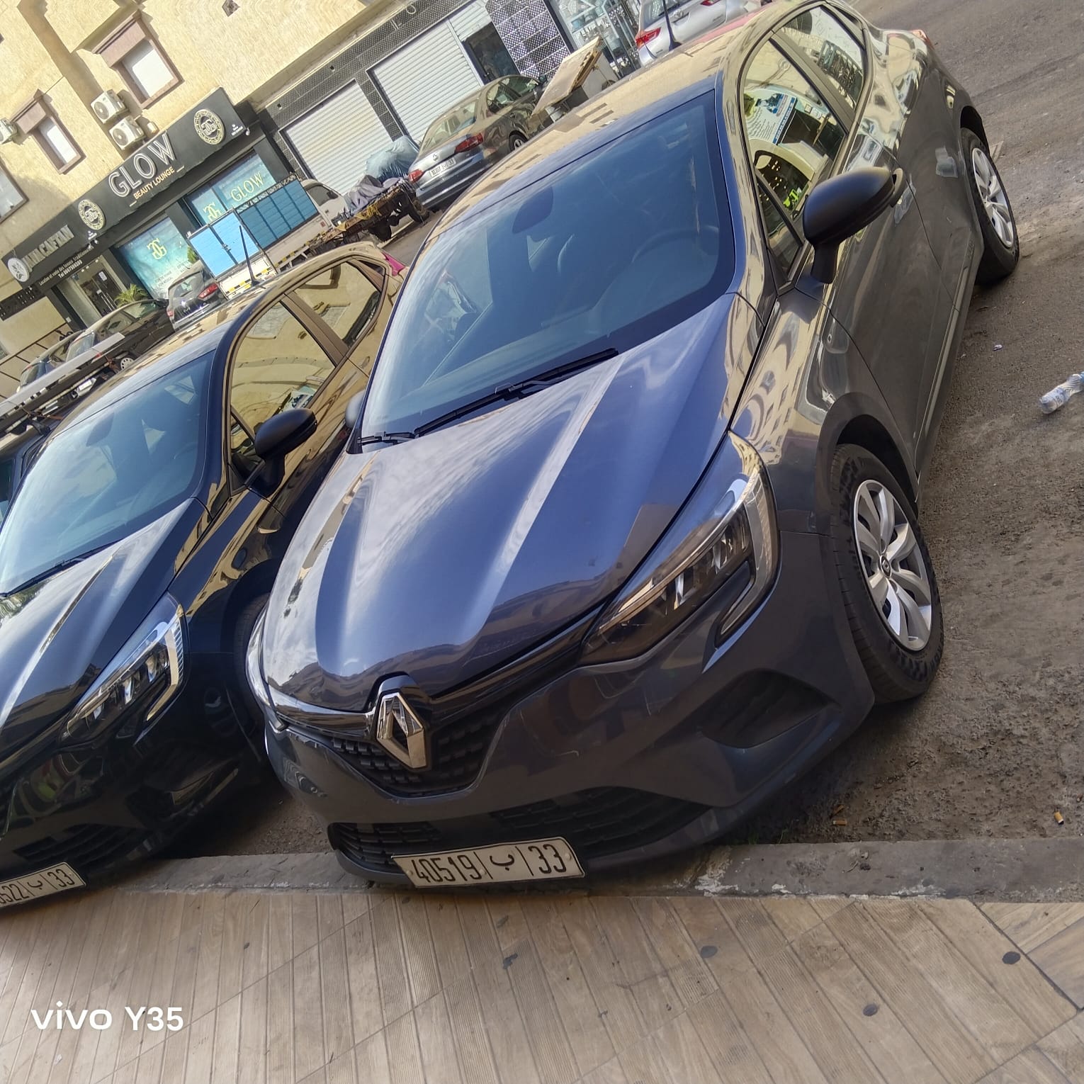 RENAULT CLIO GRIS